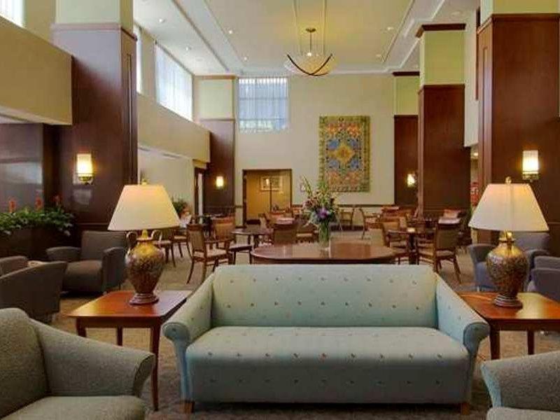 Doubletree By Hilton Hotel Boston Bayside Экстерьер фото