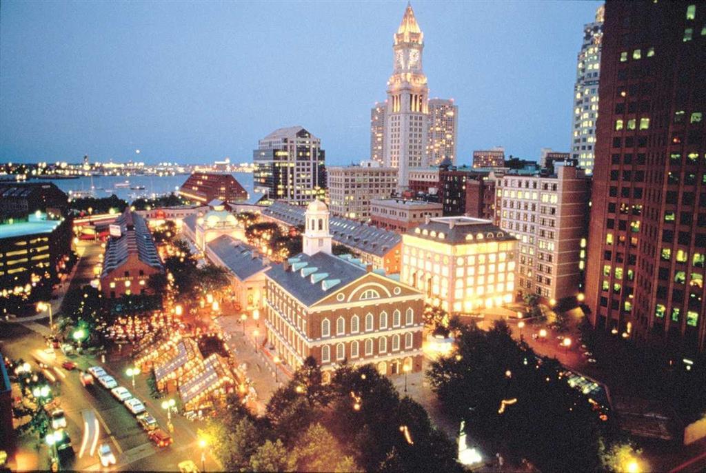 Doubletree By Hilton Hotel Boston Bayside Экстерьер фото