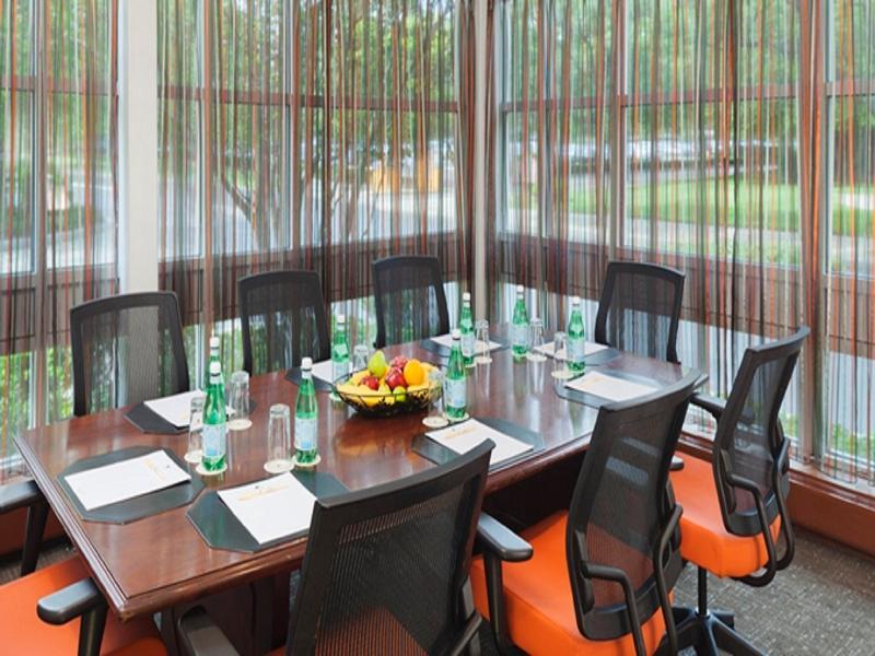 Doubletree By Hilton Hotel Boston Bayside Экстерьер фото